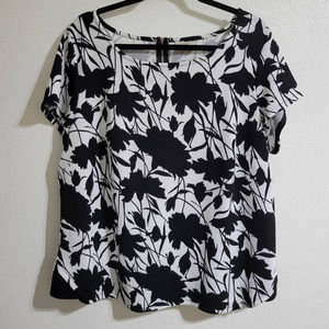 Roz & Ali Floral Print Short Sleeve Blouse